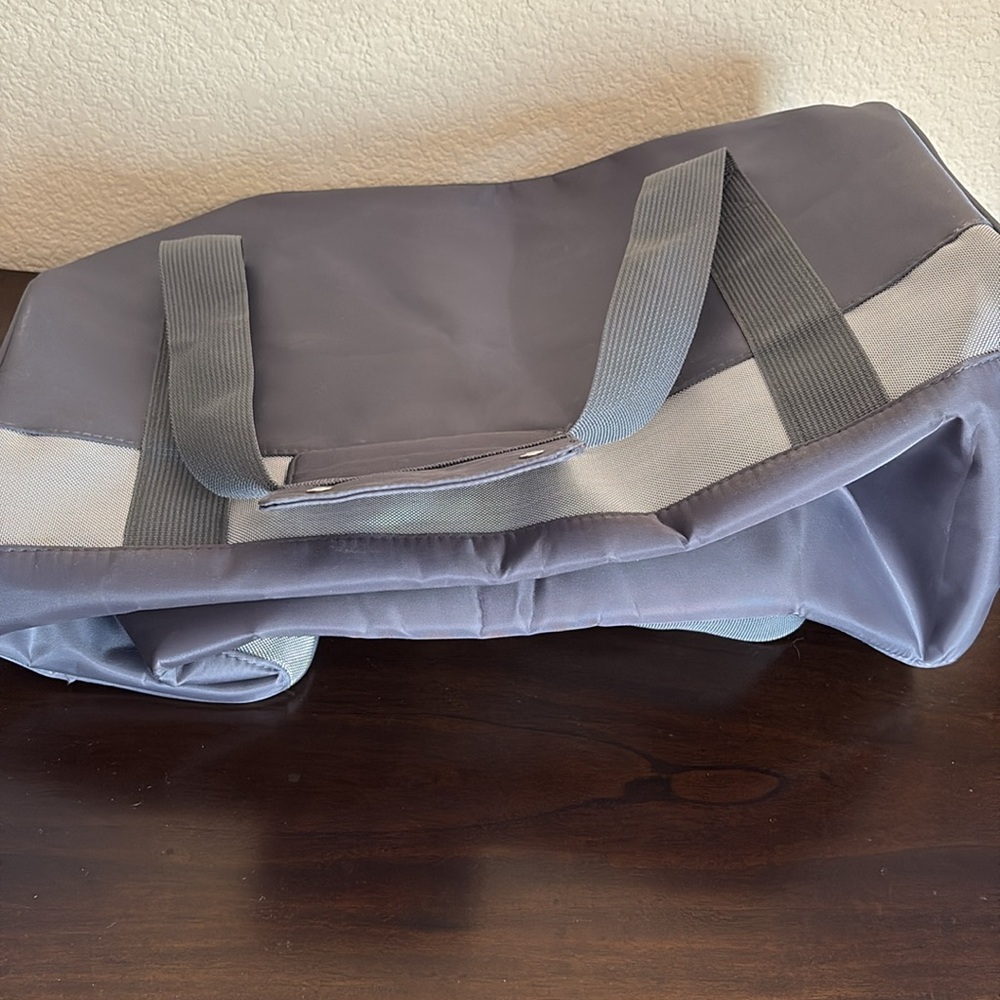 Paco Rabanne Grey Travel Weekend Bag - Picture 3 of 4